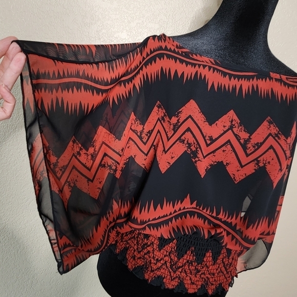 Vivace Blouse Womens M Black and Red Semi Sheer Batwing Sleeve - Picture 2 of 7